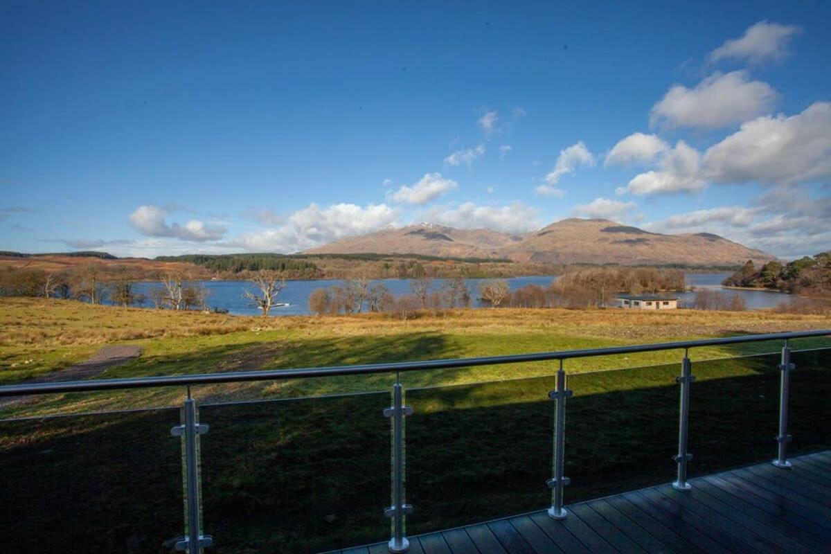 New Build Lodge With Stunning Views Of Loch Awe Hayfield  Extérieur photo
